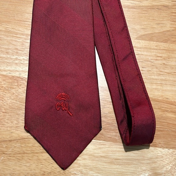 Countess Wara Other - Countess Wara vintage necktie. Damschroder/s. Rare find. Fair condition